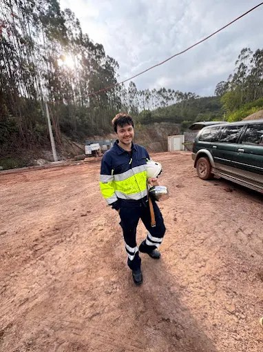 Técnico de TAEX en una instalación industrial