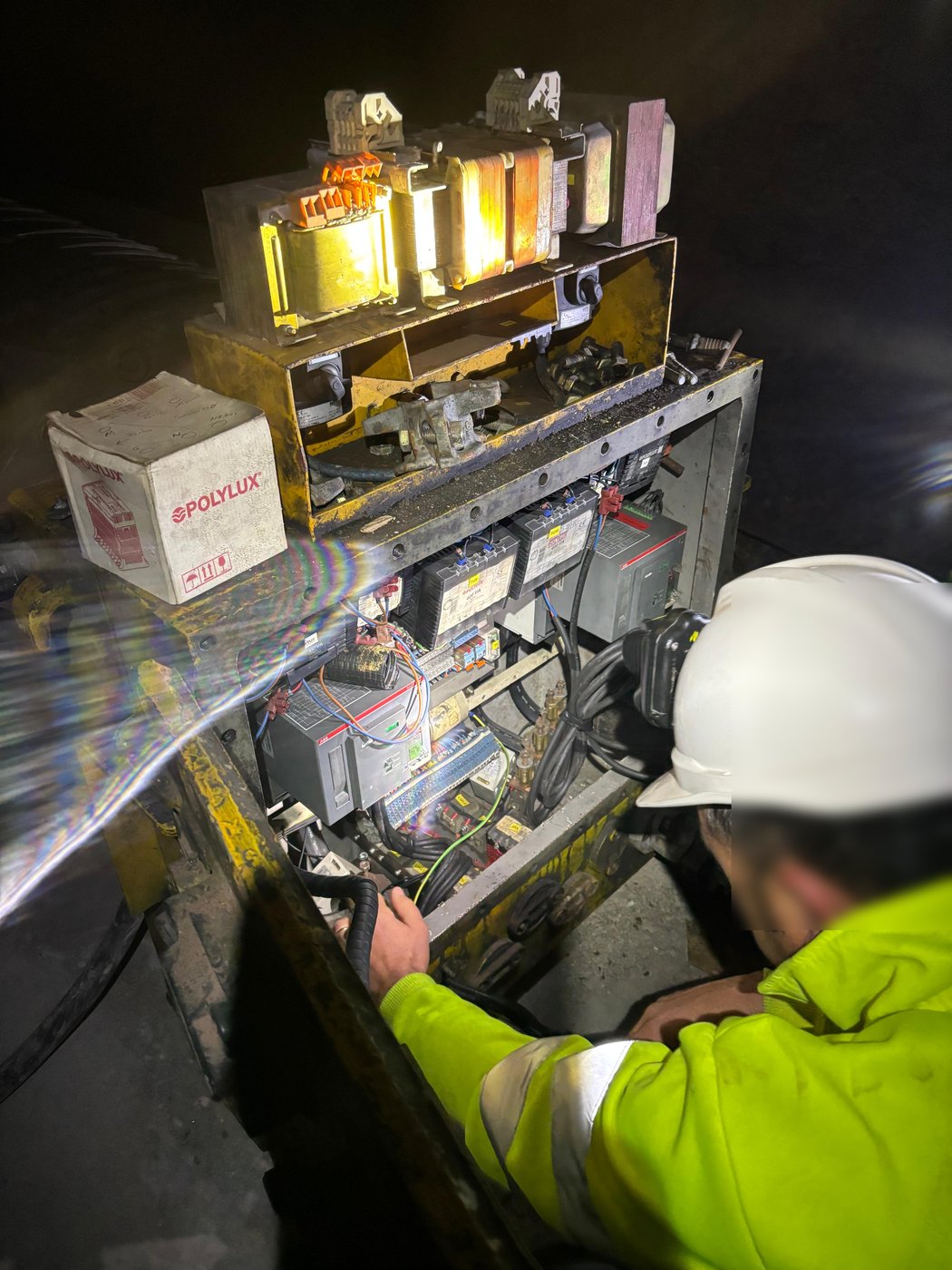 Reforma de cuadro eléctrico en instalación minera